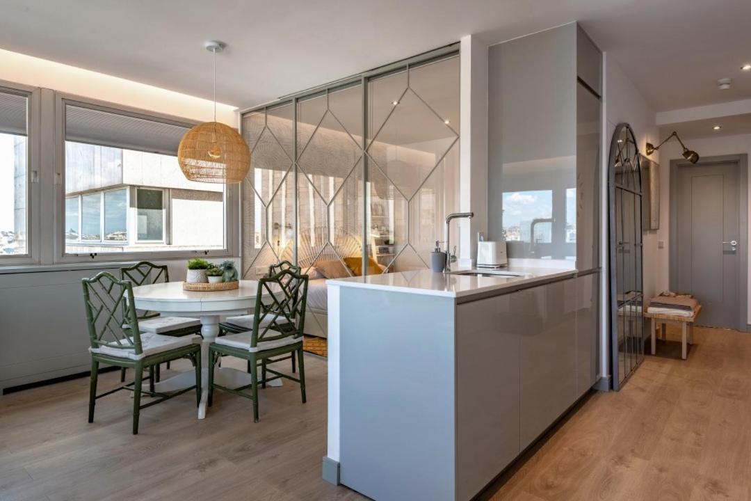 2 Bedrooms 1 Bathroom Furnished - Justicia - Incredible Views - Mintystay Мадрид Экстерьер фото